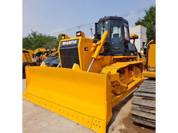  Shantui SD 16 - Bulldozer