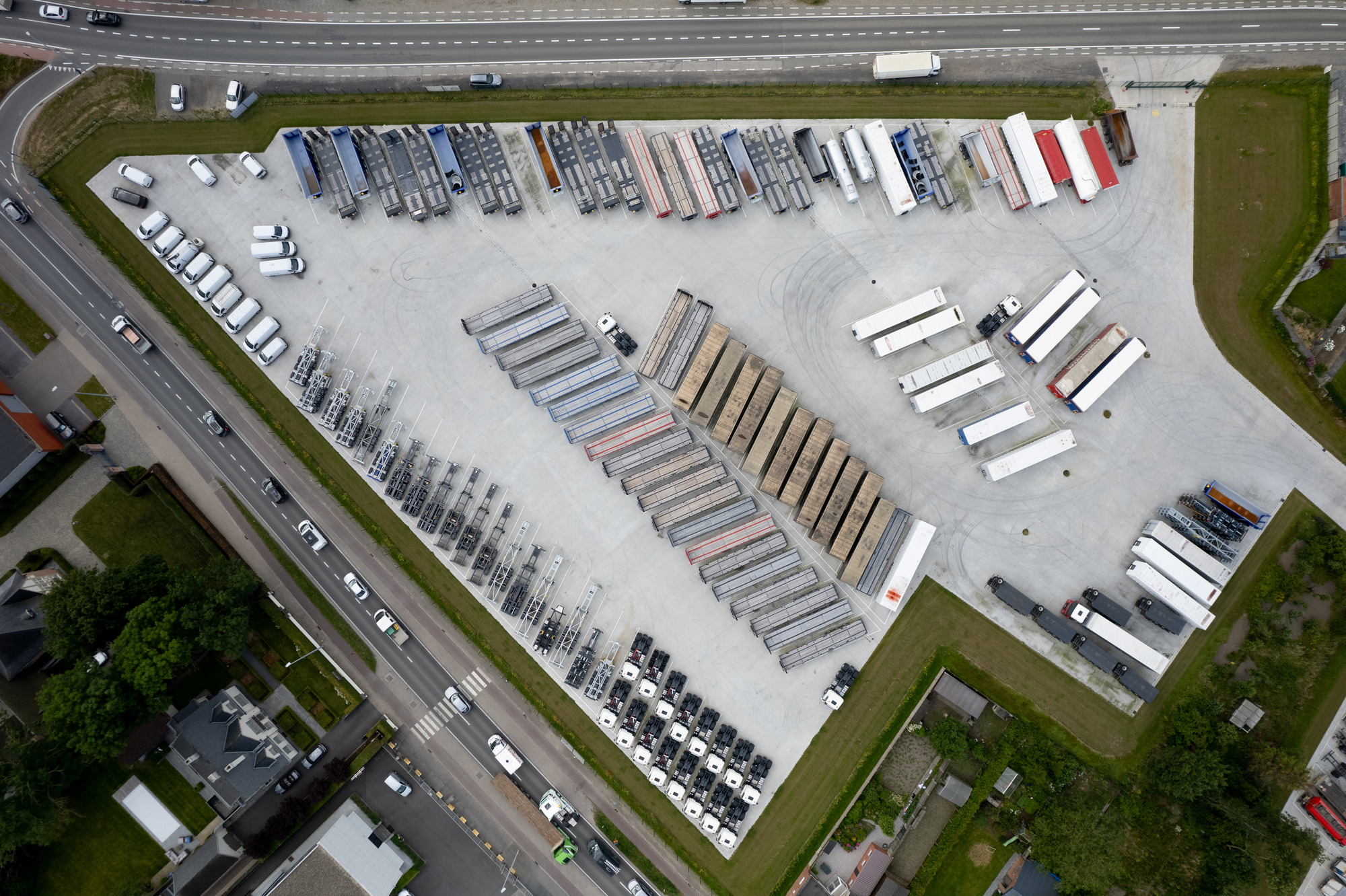 TheTruckCompany - Cabezas tractoras - Año: 2017 undefined: foto 1