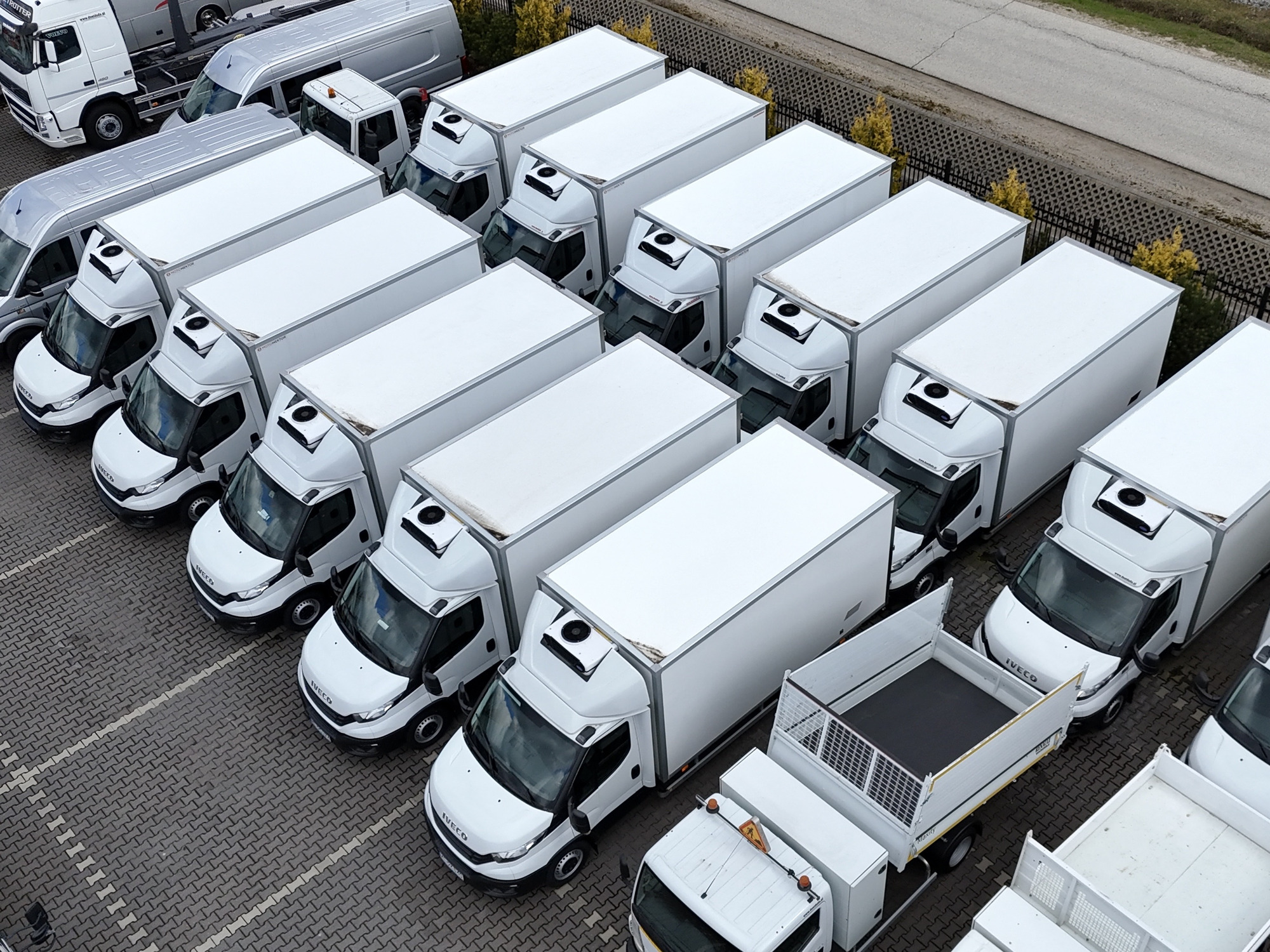 DUETDUDA - Maquinaria de construcción VOLVO undefined: foto 30