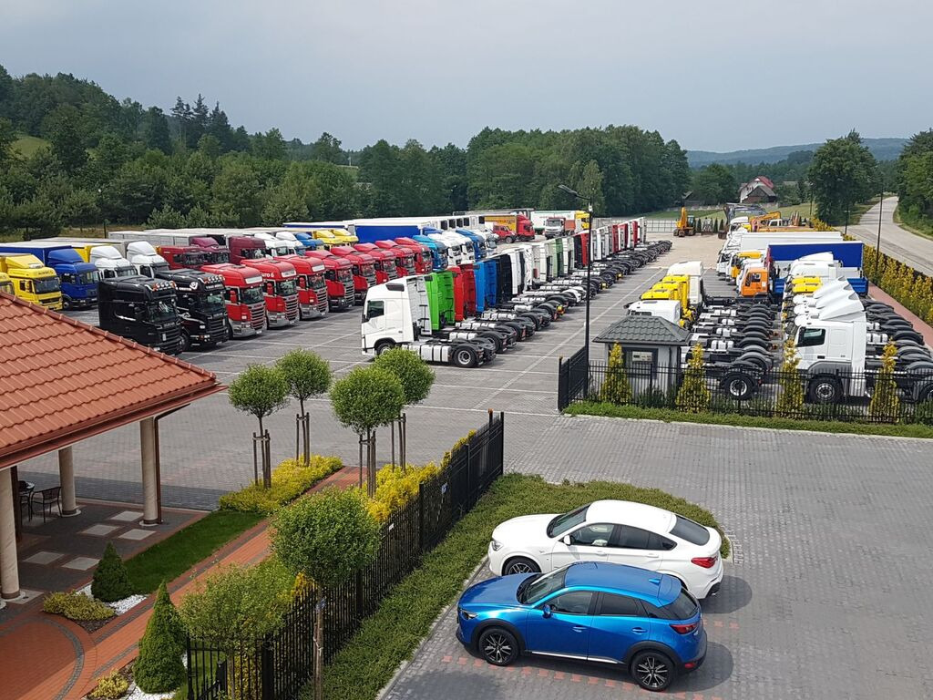 DUETDUDA - Maquinaria de construcción VOLVO undefined: foto 18