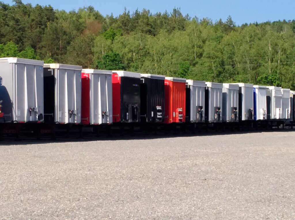 DUETDUDA - Maquinaria de construcción VOLVO undefined: foto 14