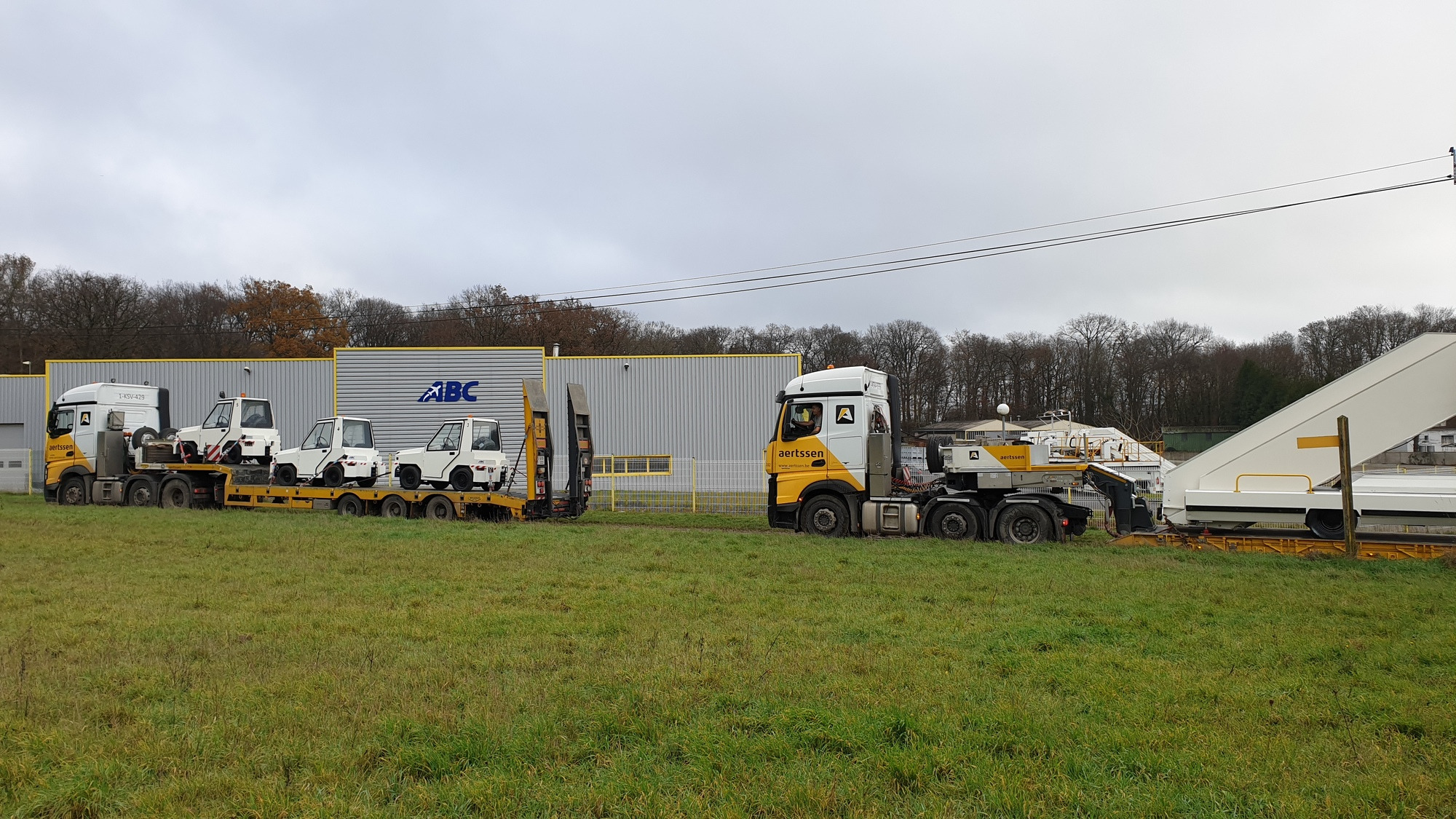 Air Business GSE - Equipos de apoyo en tierra TLD - Año: 2023, diésel undefined: foto 1