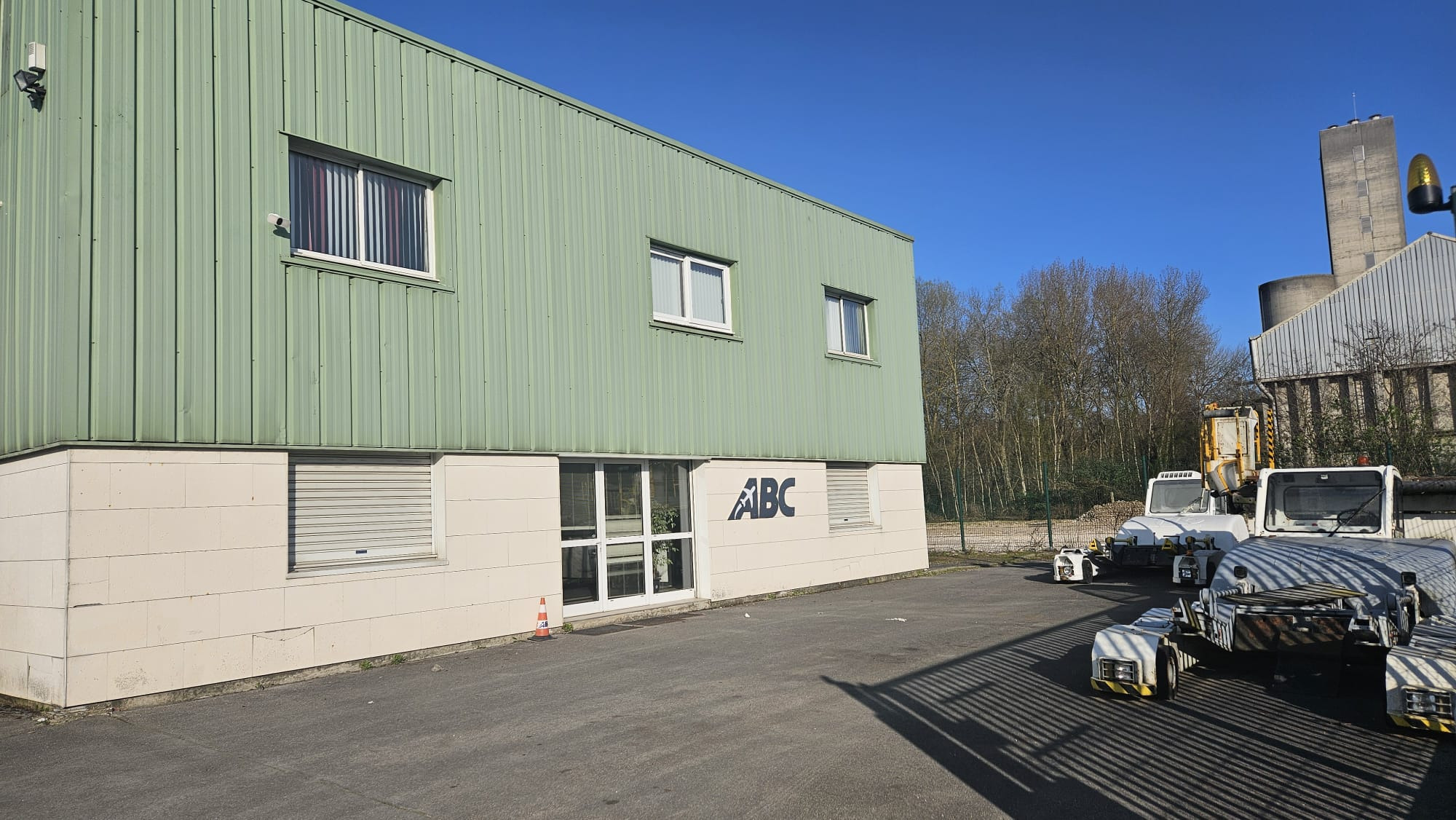 Air Business GSE - Equipos de apoyo en tierra TLD - Año: 2023, diésel undefined: foto 2