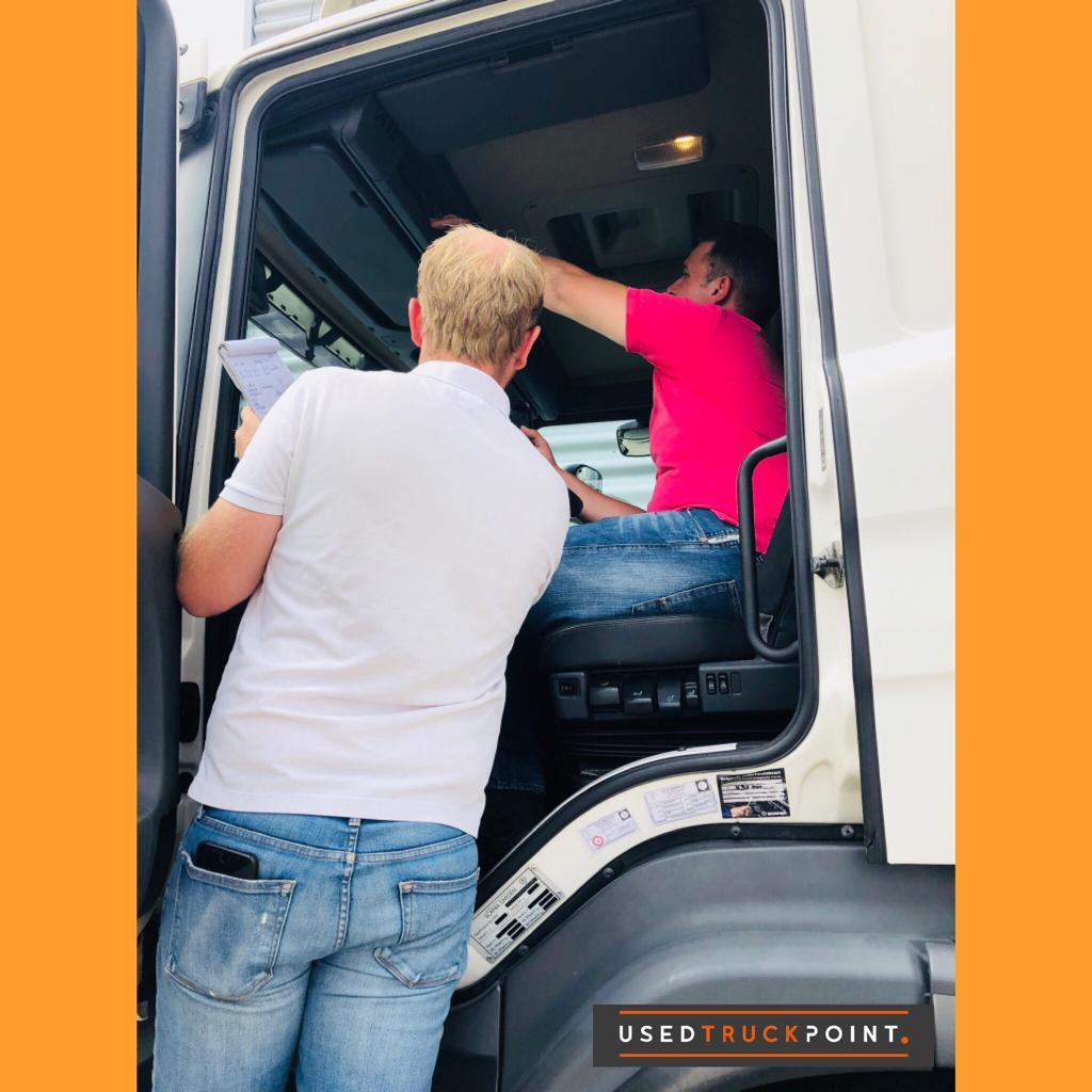 Used Truck Point BV - Camiones - Año: 2015 undefined: foto 3