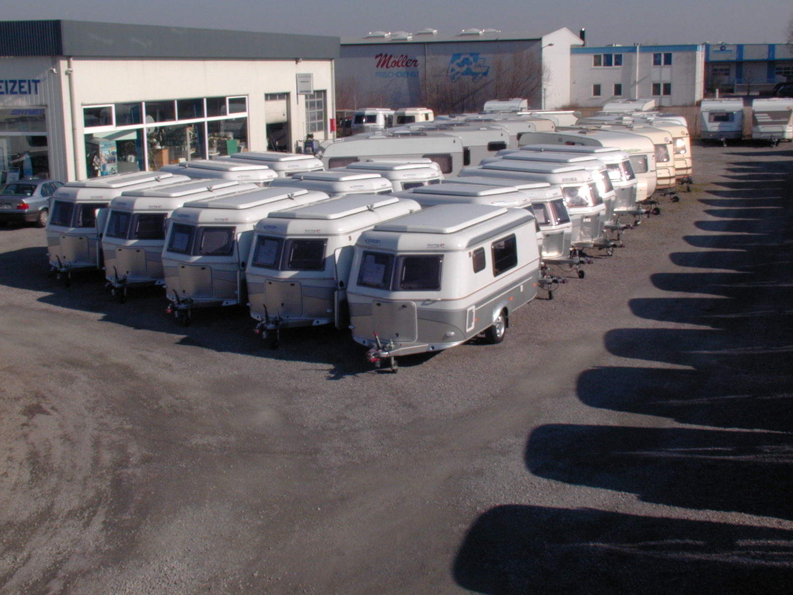 Caravan + Freizeit Voertmann GmbH undefined: foto 3