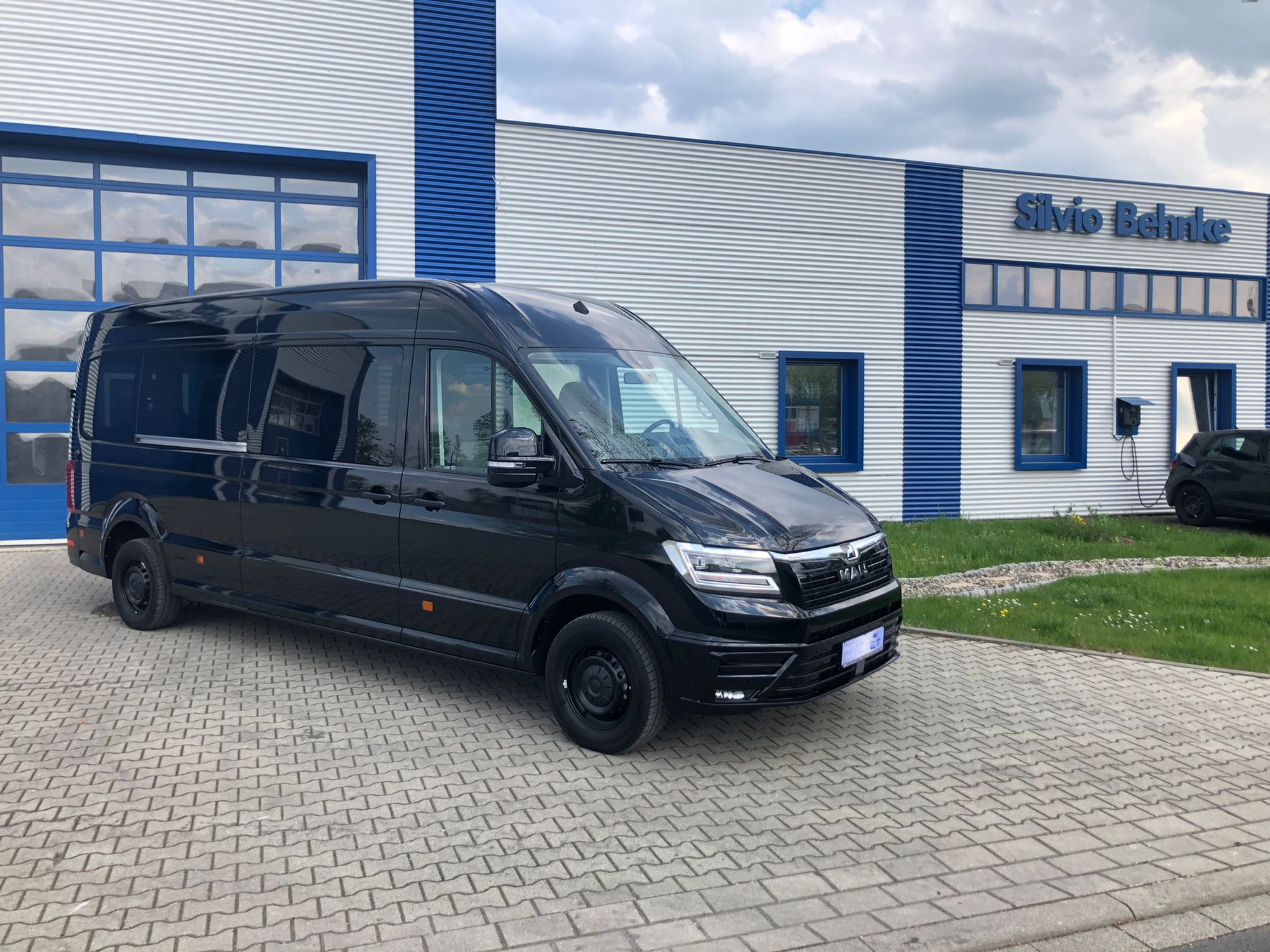 Silvio Behnke Kfz Handel und Vermietung GmbH - Otra maquinaria undefined: foto 6