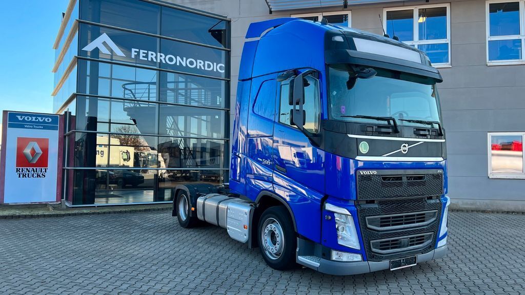 Ferronordic Used Trucks GmbH - Camiones RENAULT - Euro 6 undefined: foto 2