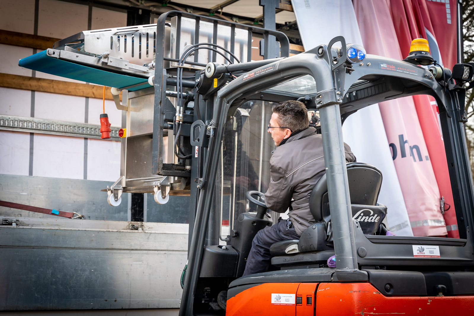 Handelsonderneming P.A. van Zutphen B.V. - Maquinaria industrial - Año: 1993 undefined: foto 6