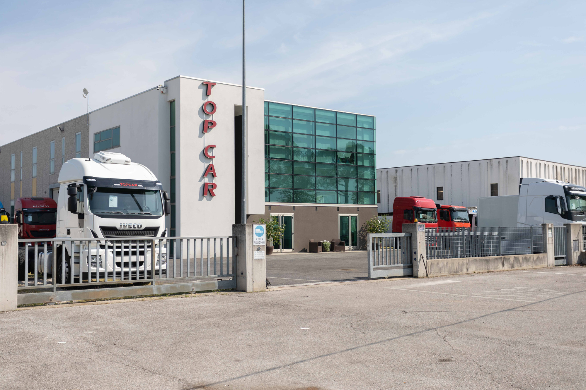 TOP CAR S.R.L. undefined: foto 6