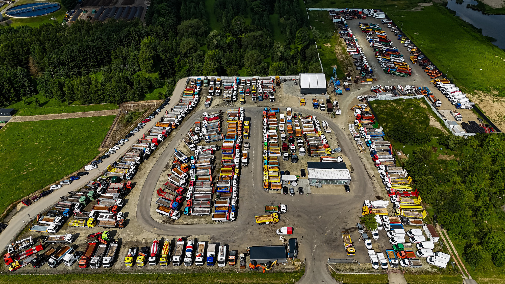 LSI TRUCK SEBASTIAN LUPA - anuncios sobre venta undefined: foto 1