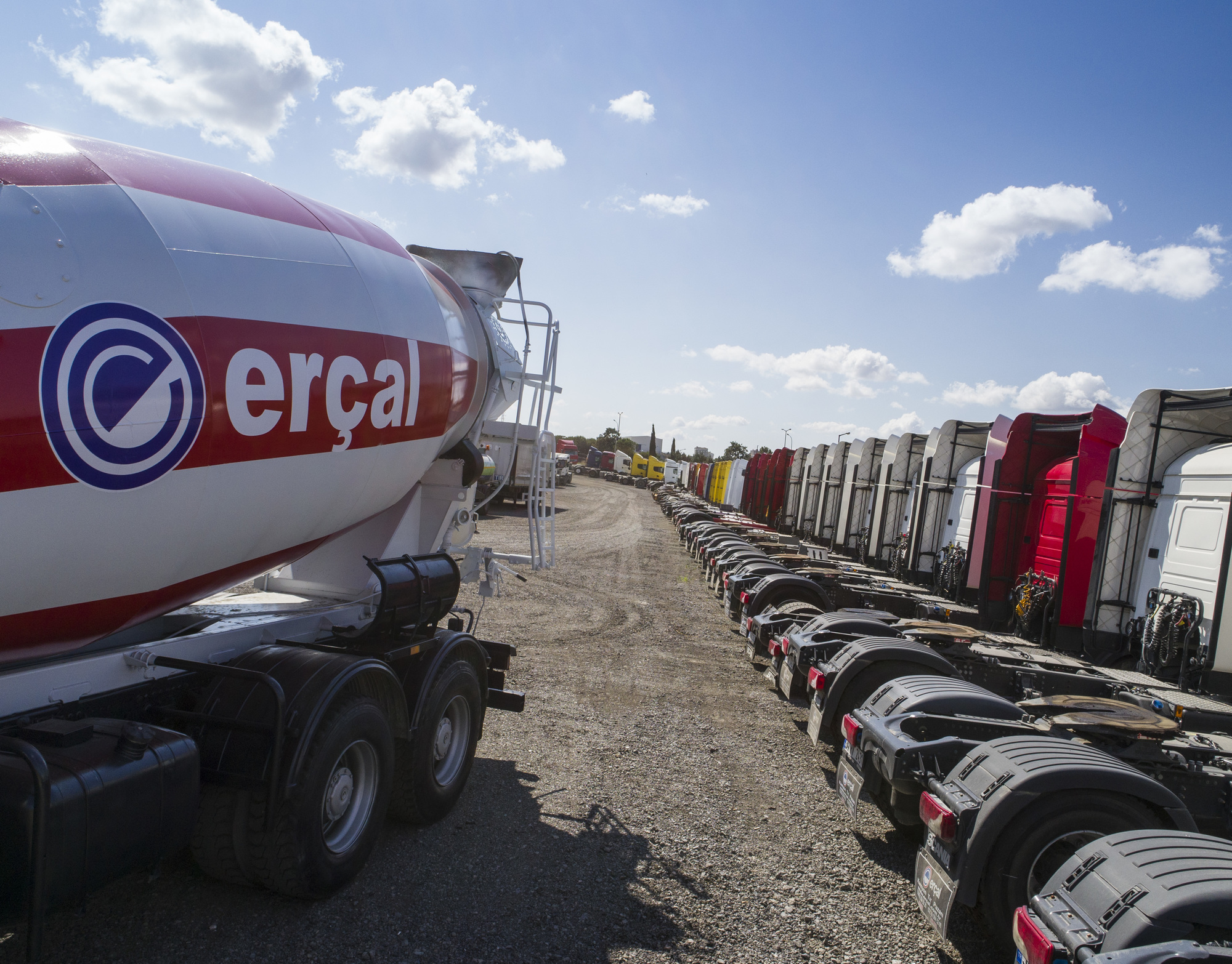 ERCAL TRUCKS - Equipos de apoyo en tierra undefined: foto 4