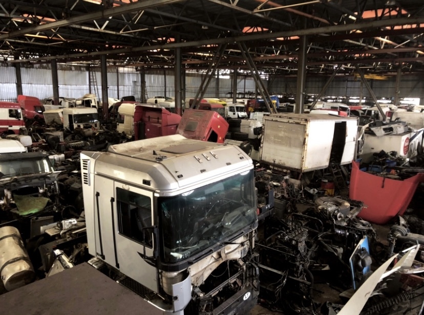 EGDA truckparts - Recambios undefined: foto 2