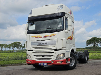 Camión chasis DAF XF 460