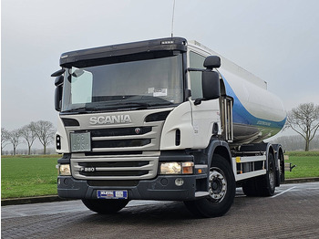 Camión cisterna SCANIA P 280