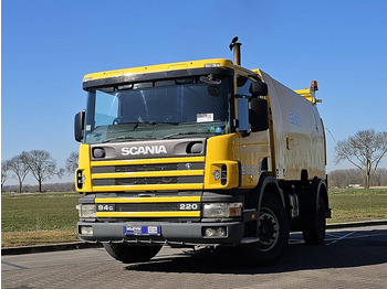 Barredora vial SCANIA P94