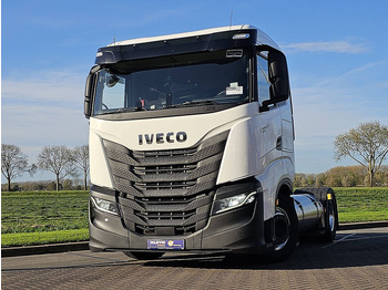 Cabeza tractora IVECO S-WAY