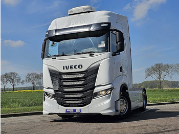 Cabeza tractora IVECO S-WAY
