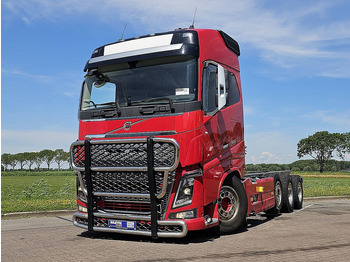 Camión chasis VOLVO FH