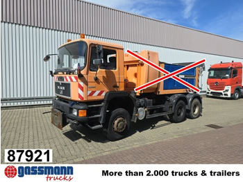Camión chasis MAN F90