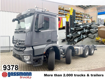 Camión multibasculante MERCEDES-BENZ Arocs 3251