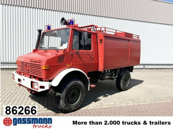 Camión de bomberos UNIMOG U1300