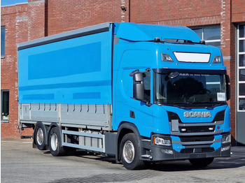 Camión lona SCANIA P 450