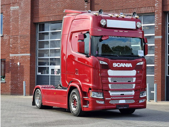 Cabeza tractora SCANIA S 500
