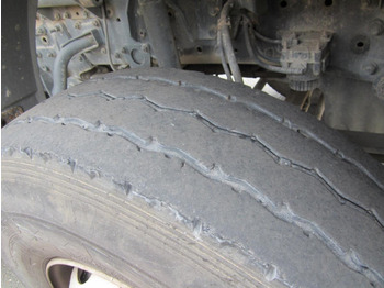 Camión volquete Mercedes Axor 3240: foto 5