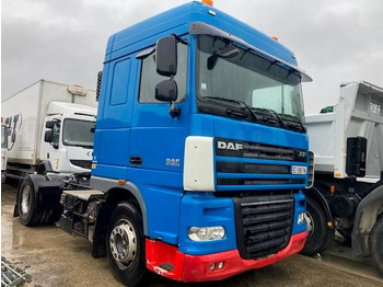 Cabeza tractora DAF XF 105 460
