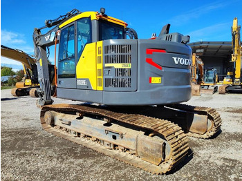 Excavadora de cadenas VOLVO ECR235EL