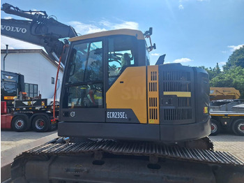 Excavadora de cadenas VOLVO ECR235EL