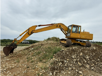 Excavadora de cadenas KOMATSU PC240