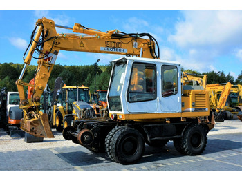 Excavadora de ruedas LIEBHERR A 900