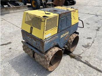 Mini compactadora BOMAG