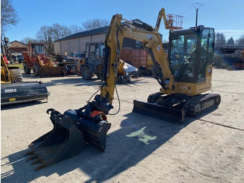 Miniexcavadora CATERPILLAR 303CR