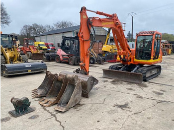 Miniexcavadora TAKEUCHI TB175