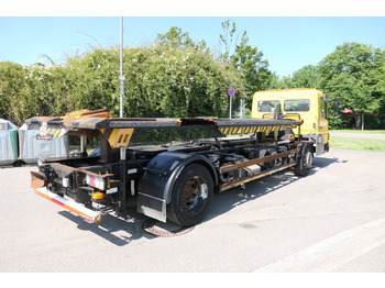 Camión portacontenedore/ Intercambiable MERCEDES-BENZ