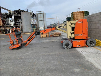 Cargadora de ruedas telescópica JLG E300AJP: foto 2