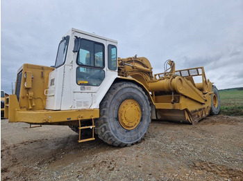 Mototraílla CATERPILLAR