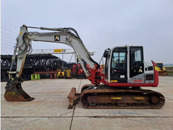 Excavadora de cadenas TAKEUCHI