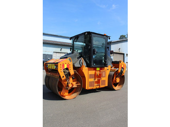 Apisonadora de asfalto CATERPILLAR
