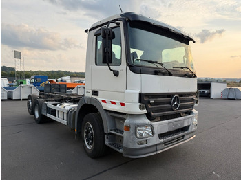 Leasing de Mercedes-Benz Actros MP 2 2532 6x2 Mercedes-Benz Actros MP 2 2532 6x2: foto 4 Leasing de Mercedes-Benz Actros MP 2 2532 6x2 Mercedes-Benz Actros MP 2 2532 6x2: foto 4