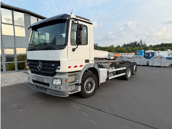 Leasing de Mercedes-Benz Actros MP 2 2532 6x2 Mercedes-Benz Actros MP 2 2532 6x2: foto 3 Leasing de Mercedes-Benz Actros MP 2 2532 6x2 Mercedes-Benz Actros MP 2 2532 6x2: foto 3