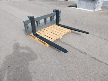 Leasing de  neue Palettengabel 2,5to 1,5m breit Euro Gabel Frontlader Fendt neue Palettengabel 2,5to 1,5m breit Euro Gabel Frontlader Fendt: foto 1