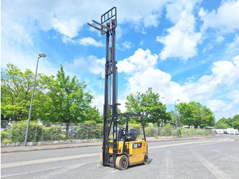 Leasing de Caterpillar EP25KP Caterpillar EP25KP: foto 4 Leasing de Caterpillar EP25KP Caterpillar EP25KP: foto 4