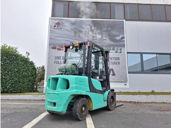 Carretilla elevadora de gas Yale GLP35VX: foto 5