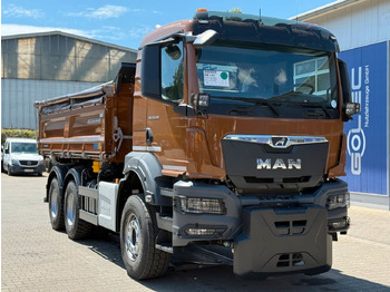 Camión volquete MAN TGS 33.440