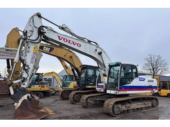 Excavadora de cadenas VOLVO EC220DL
