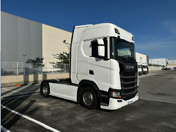 Cabeza tractora SCANIA S 450