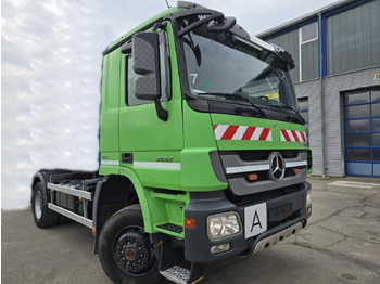 Camión chasis MERCEDES-BENZ Actros 2032